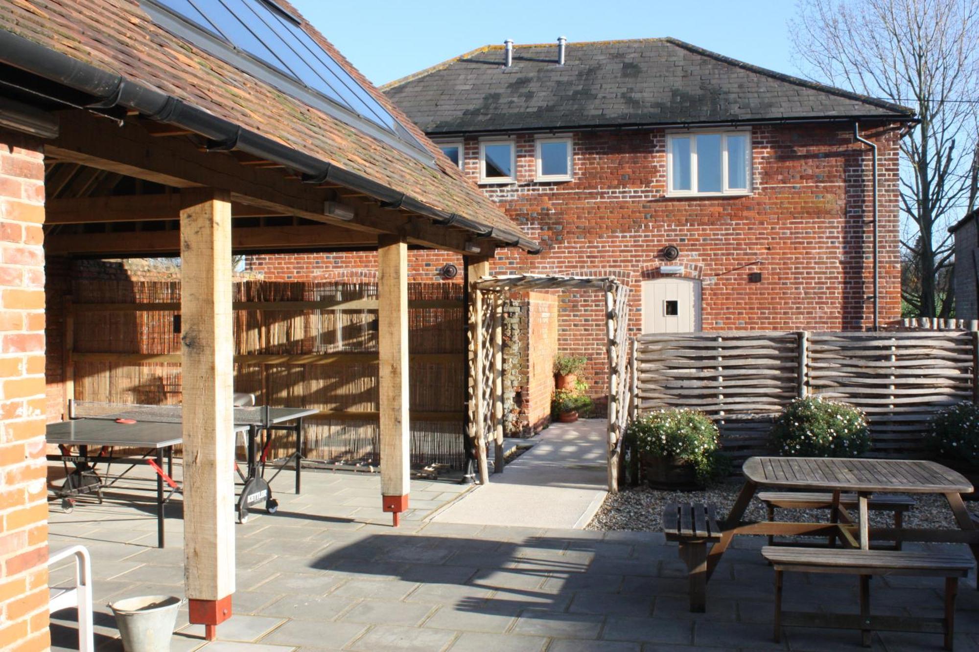 Palace Farm Courtyard And Granary Rooms Doddington  エクステリア 写真